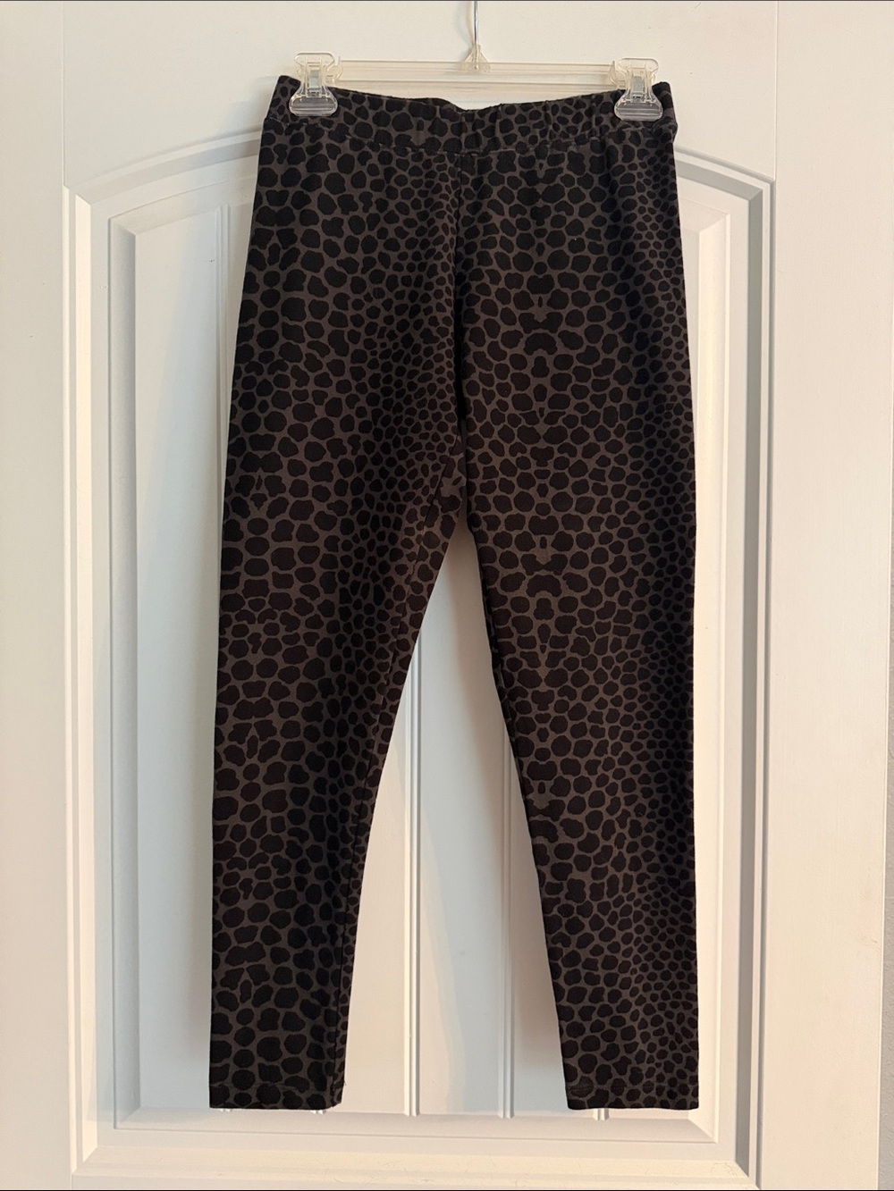 Soft Surroundings Black & Dark Gray Animal Print Leggings